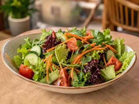 Mevsim Salata